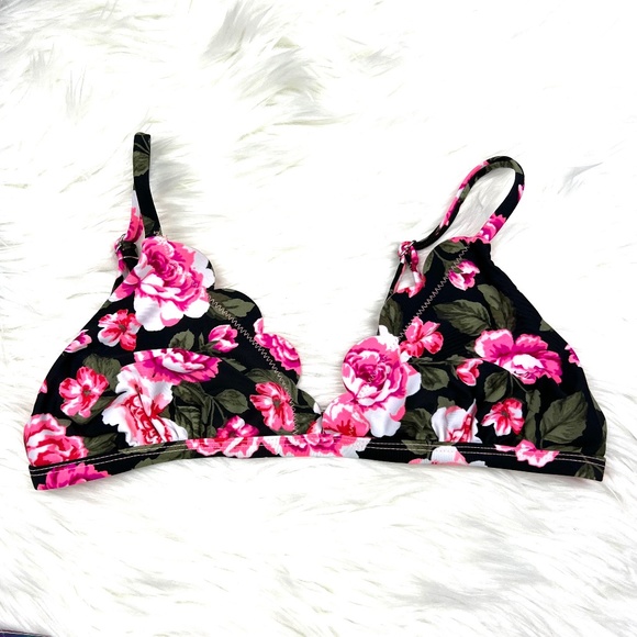 Other - Pretty Floral Bathing/Swim Suit Top